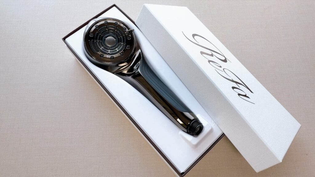 一時止水ボタン×4つの水流】リファファインバブル U＋で美容と節水を