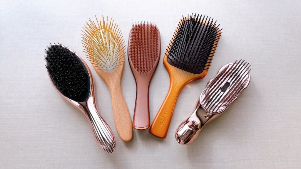 2024年12月】新作・人気の本格派ヘアブラシおすすめ5選！リファと