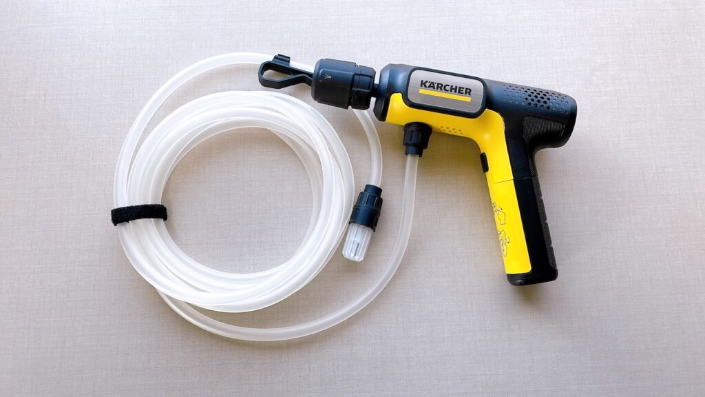 ケルヒャーハンディコードレス高圧洗浄機比較】折り畳めるハンディエア